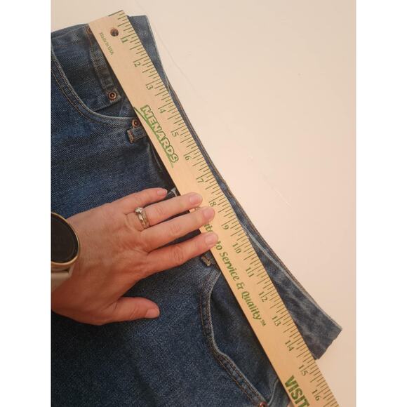 Forever 21 Button Fly Denim Shorts, Size 29, 2" inseam - Picture 5 of 6